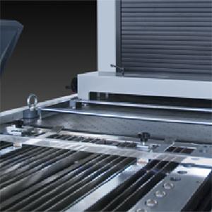 Varnishing and Stamping Machine